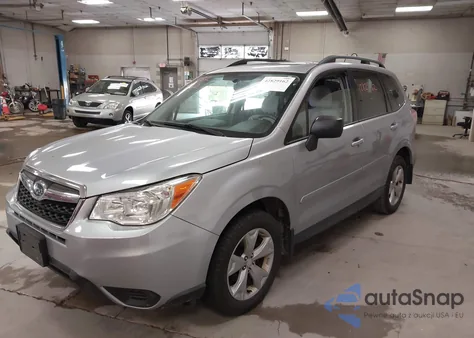 2015 Subaru Forester 2.5I Premium z USA, uszkodzony, nr VIN JF2SJADC1FH839652